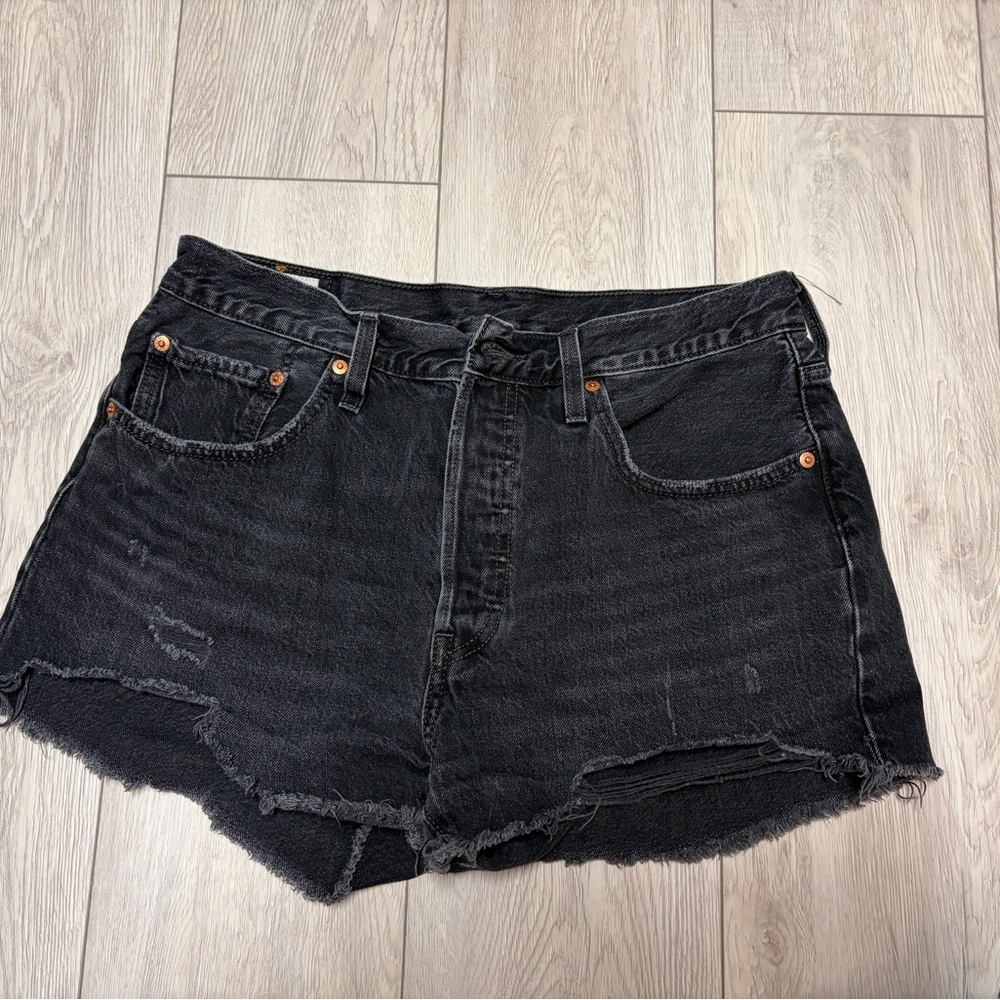 Levi's Women's black Denim Jean Shorts